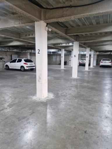 عکس پارکینگ عمومی تهرانپارس