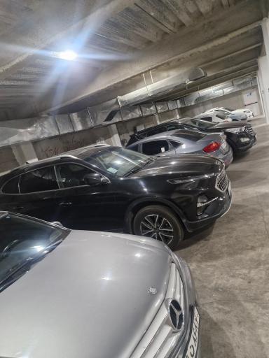 عکس پارکینگ عمومی تهرانپارس