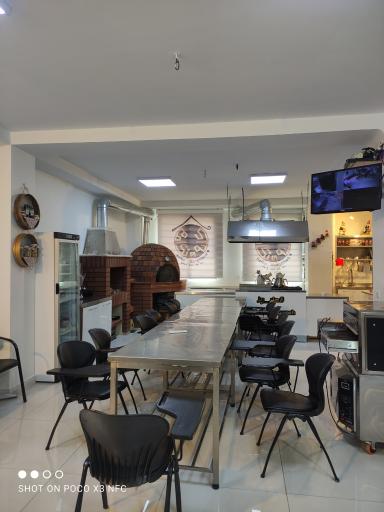 عکس آموزشگاه آشپزی کلبه هنگامه