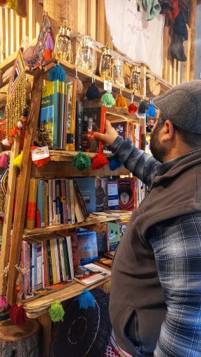 عکس کافه کتاب کنگ دژ 