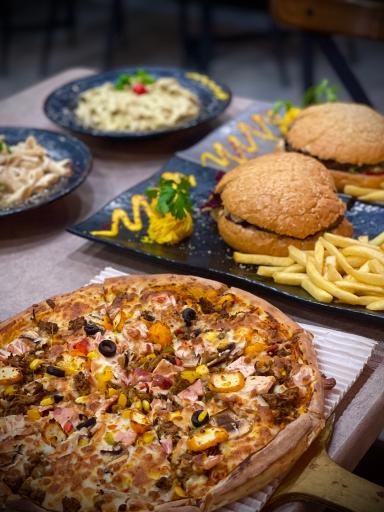 عکس رستوران ایرانی فست فود کافی شاپ نئو