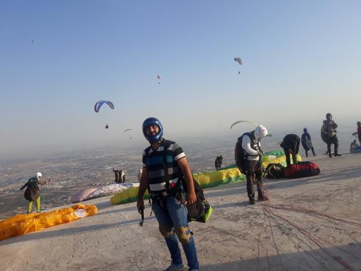 عکس پاراگلایدر استاد نوری