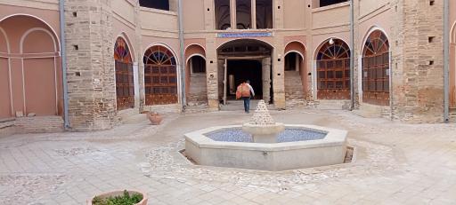 عکس بازار شمس السلطنه