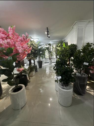 عکس فروشگاه درخت مصنوعی دکورسازی