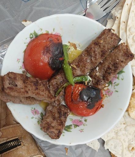 عکس کبابی حاج قربان