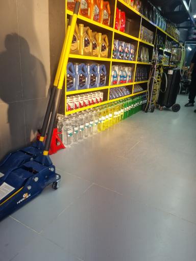 عکس تعویض روغنی میلاد