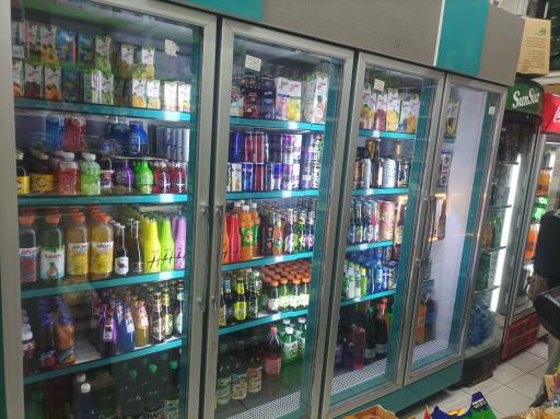 عکس کیش مارکت شبانه روزی 