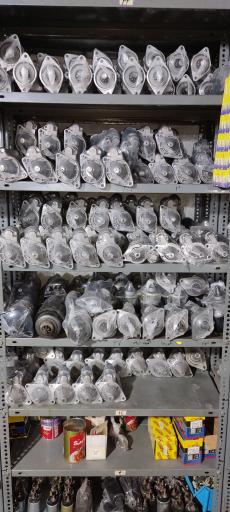 عکس استارت و دینام احمدزاده (فروشگاه عدالت)