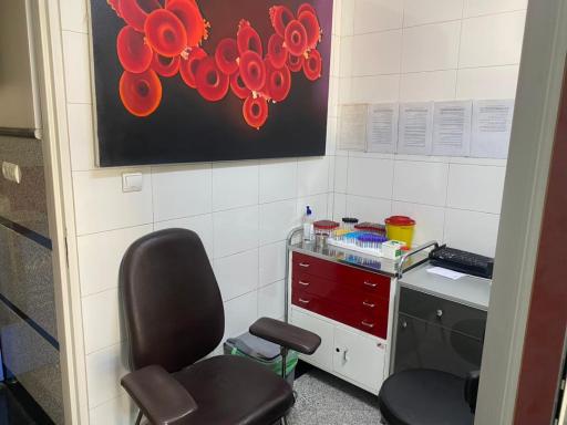 عکس آزمایشگاه پویش