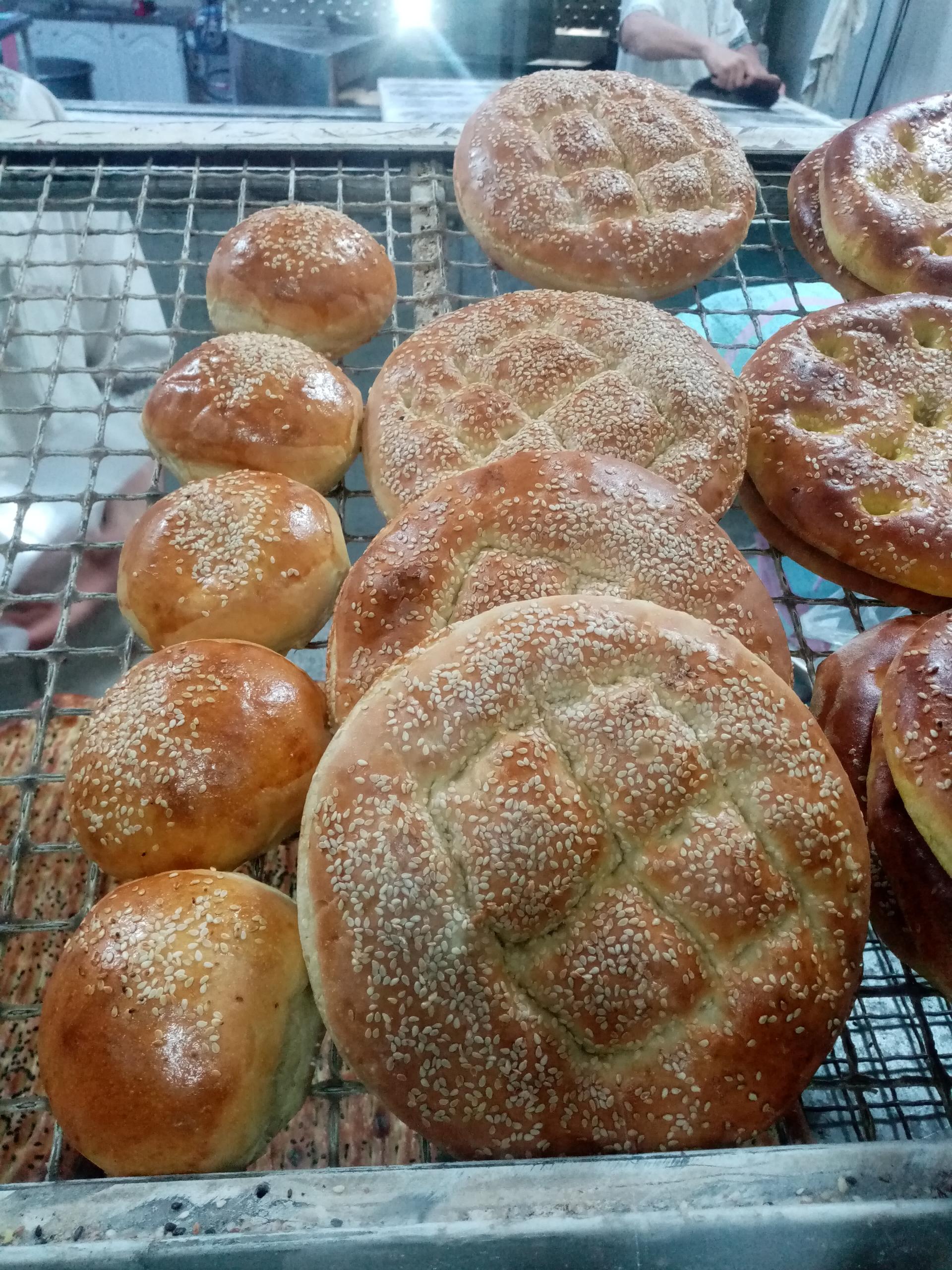 عکس نان روغنی آذربایجان
