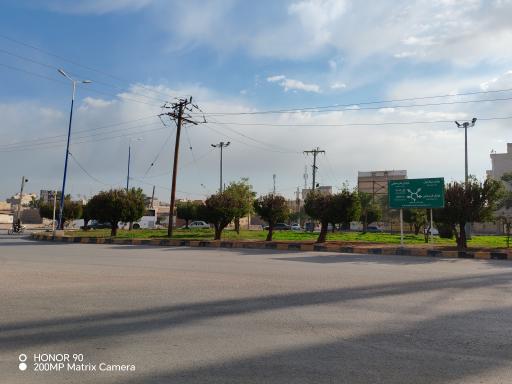 عکس میدان مقبل