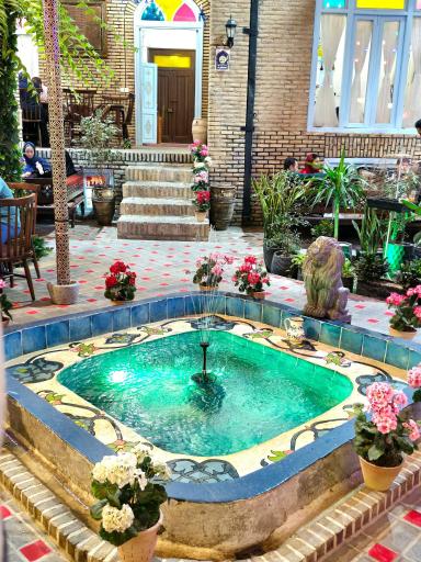 عکس رستوران سنتی و خانه تاریخی بهرامی