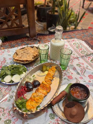 عکس رستوران سنتی و خانه تاریخی بهرامی