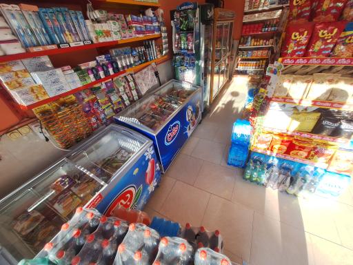 عکس سوپر مارکت رهگذر