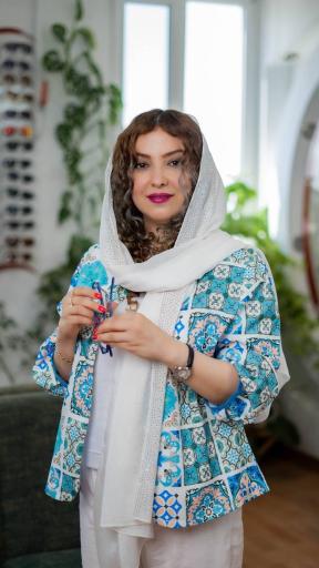 عکس اپتومتریست نسیبه نادری