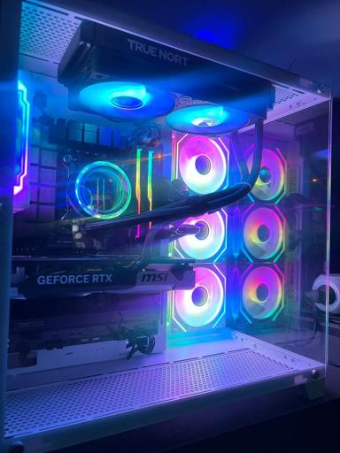 عکس گیم نت فانوس