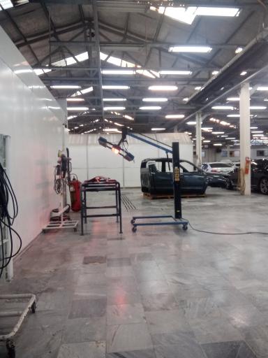 صافکاری نقاشی کامیون و سواری شاهرنگ