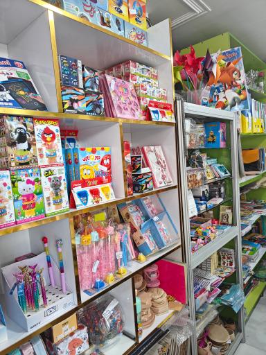 عکس فروشگاه لوازم التحریر سیمرغ