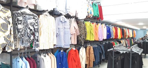 پوشاک زنانه پاسارگاد شعبه دو 