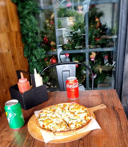 عکس پیتزا پترو