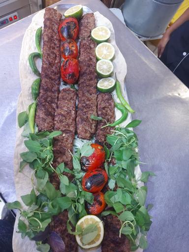 عکس کباب سنتی تک بناب