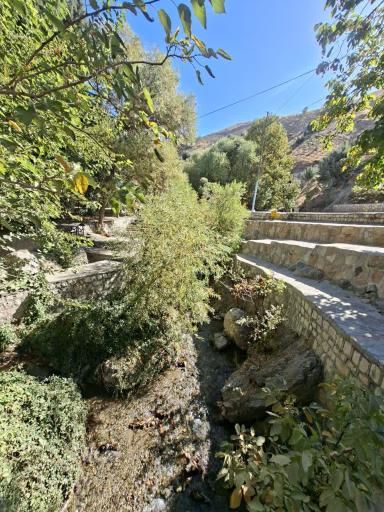 عکس آبشار صحنه