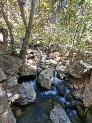 عکس آبشار صحنه