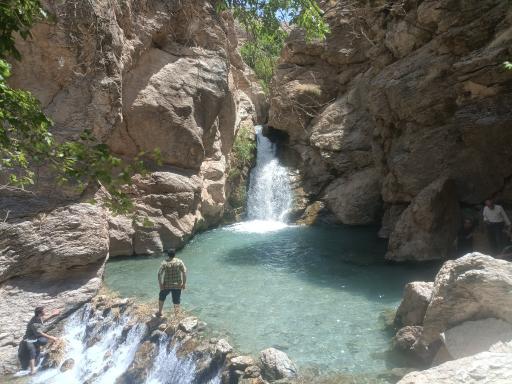 عکس آبشار صحنه