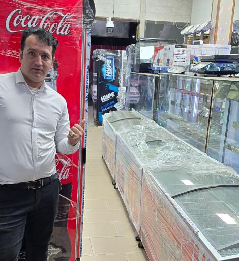 عکس یخچالهای صنعتی اکبر طاهرخانی شعبه ۳