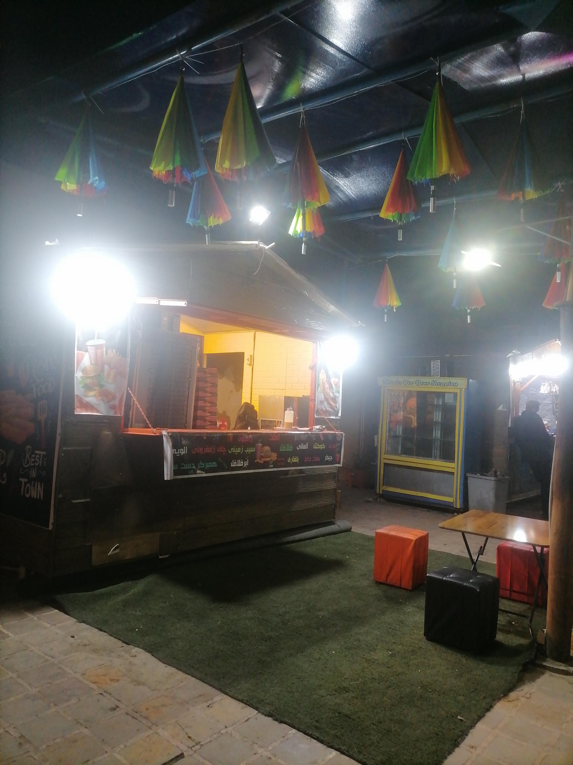 عکس فست فود ٱشمزه.غرفه هفت