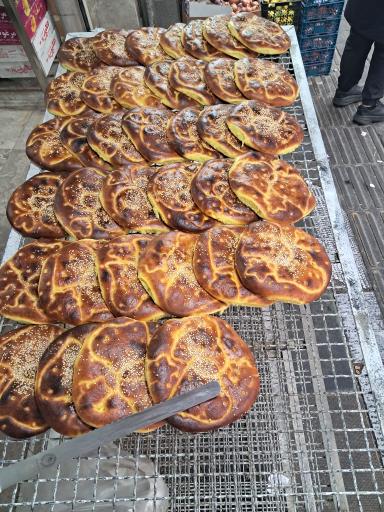 عکس نان میثم