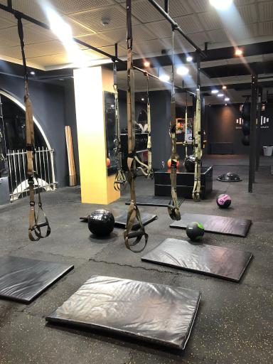 عکس باشگاه ورزشی شانی