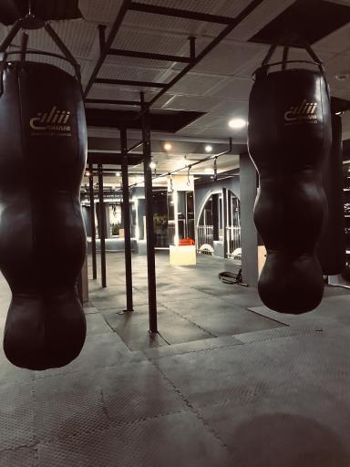 عکس باشگاه ورزشی شانی