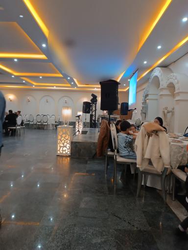 باغ تالار آمیتیس
