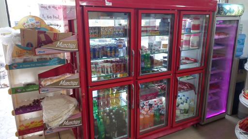 عکس سوپر مارکت بارانا