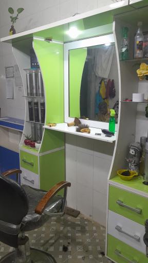 عکس پیرایش منصور 