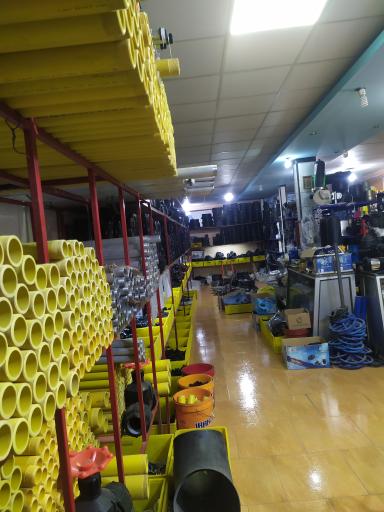 عکس فروشگاه بزرگ قطره ای بارانی رئیسی 