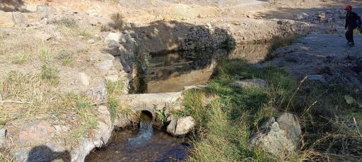 عکس چشمه سراب روستای نران