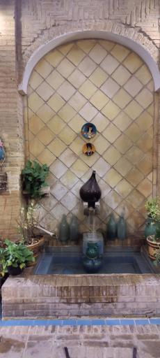 عکس کافه خانه تاریخی مقدم شوشتر