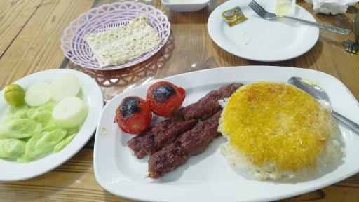 عکس چلو کبابی پیمان