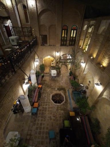 عکس کافه خانه تاریخی مقدم شوشتر