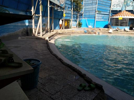 عکس استخر آفتاب فرمانیه