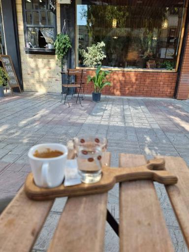 عکس کافه میا