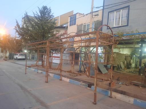عکس کارگاه صنعتی امید