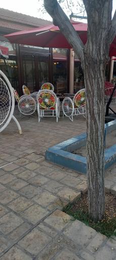 باغ رستوران نایب کاشان