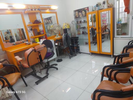 عکس آرایشگاه تخصصی ماهرانه
