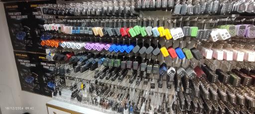 عکس اسپرت مهدیار