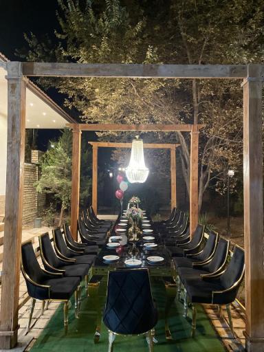 عکس باغ رستوران نایب