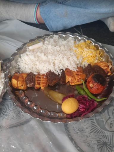 عکس رستوران چشمه باغ