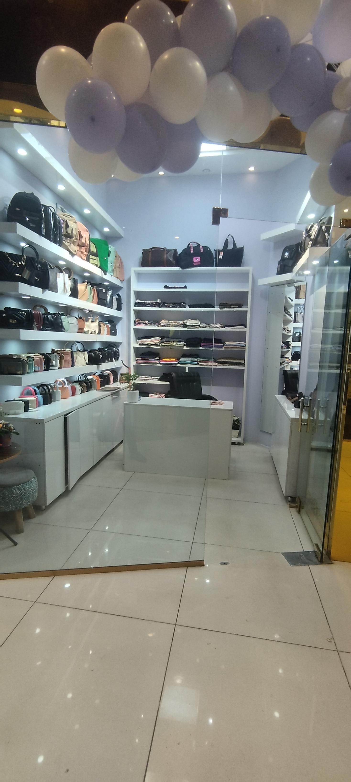 عکس یاس گالری 